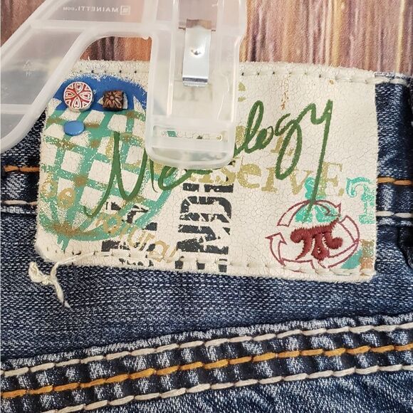 Mekology Jeans   - Picture 4 of 16